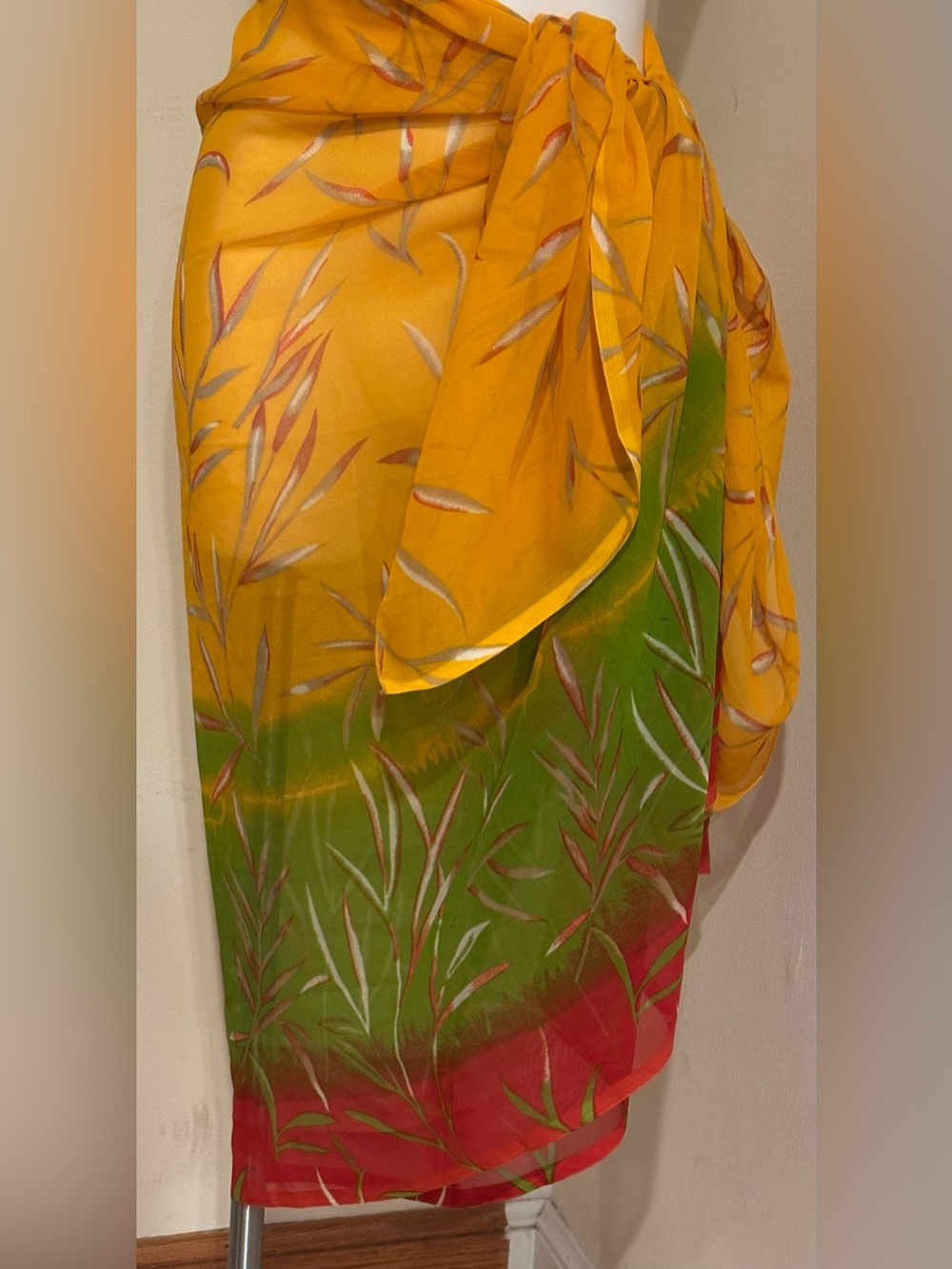 LADY JULIET Unique Sheer Wrap Tropical Yellow Green Red White Leaves Design